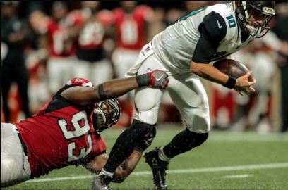 083117 Chris Odom Sack